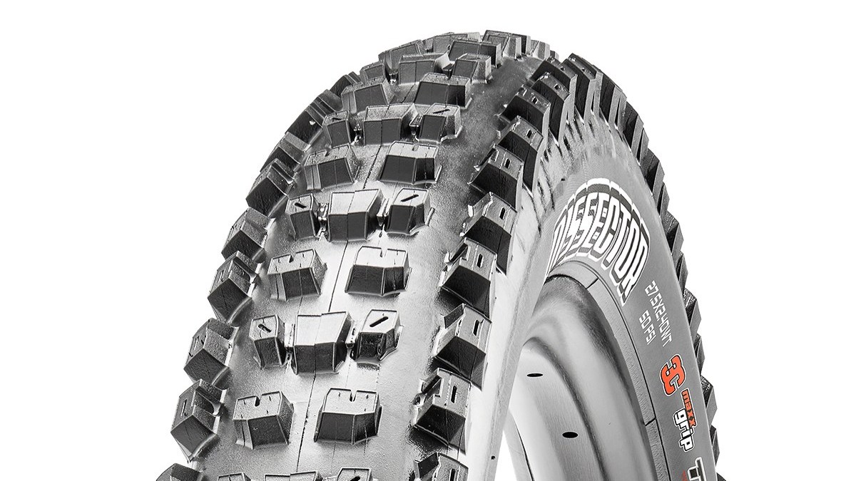 MAXXIS PLÁŠŤ DISSECTOR 27.5X2.40WT KEVLAR 3CG/DH/TR (ETB00230900)
