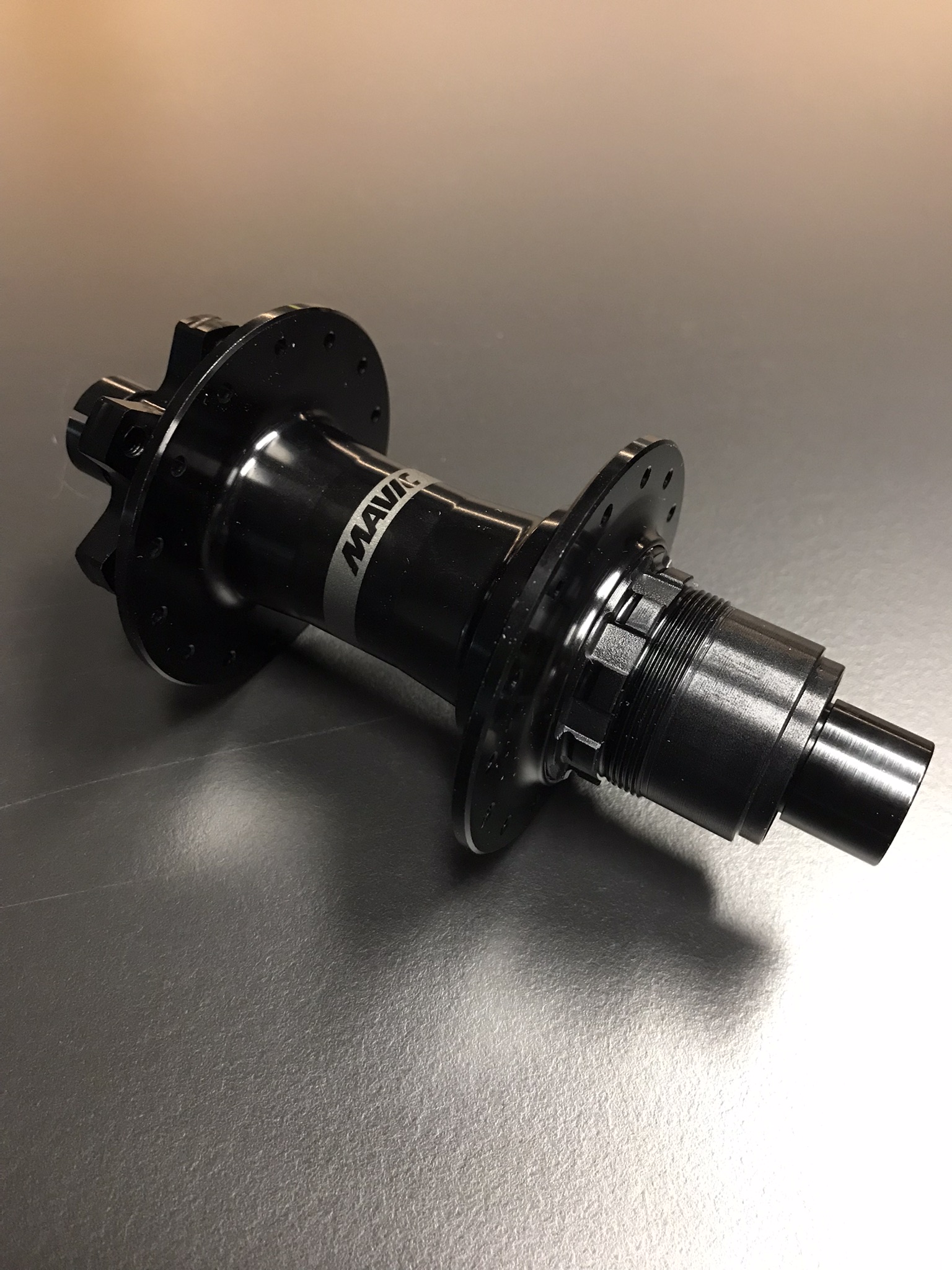 MAVIC NÁBOJ MX801 CLASSIC DISC 6-BOLT ZADNÍ XD BOOST 28H (H4300428)