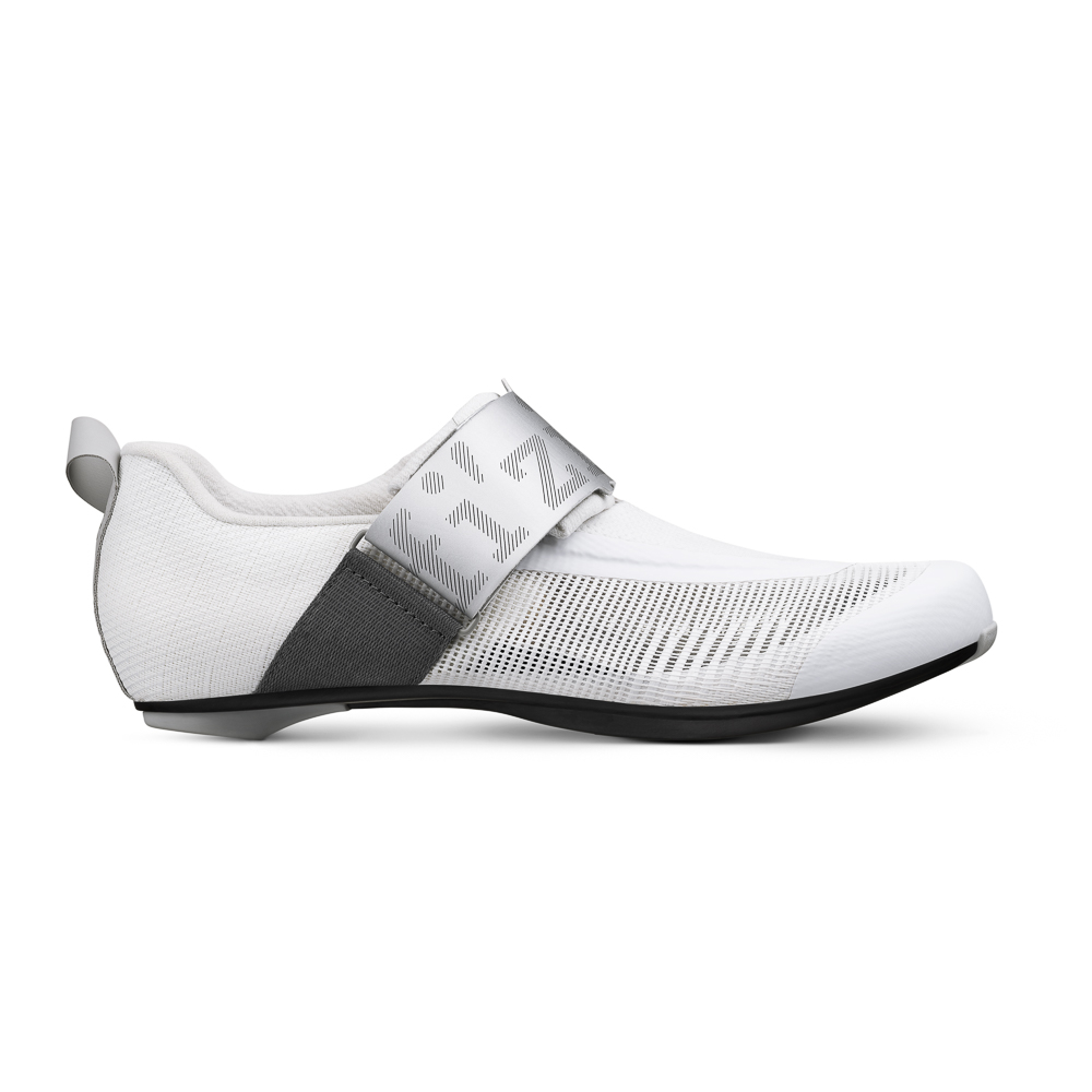 FIZIK TRETRY TRANSIRO HYDRA AEROWEAVE CARBON WHITE - SILVER (TRR2PAR1K2080) 40,5